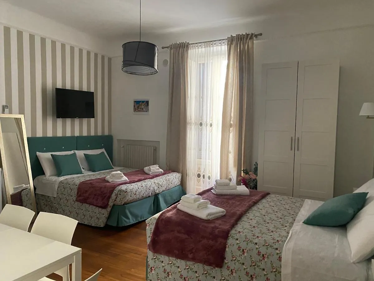 Dimora Fimabechi Otel Bari İtalya